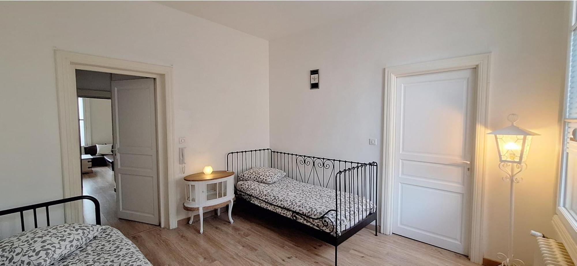103M2 D'Espace Et De Calme Au Coeur De Montpellier Luaran gambar
